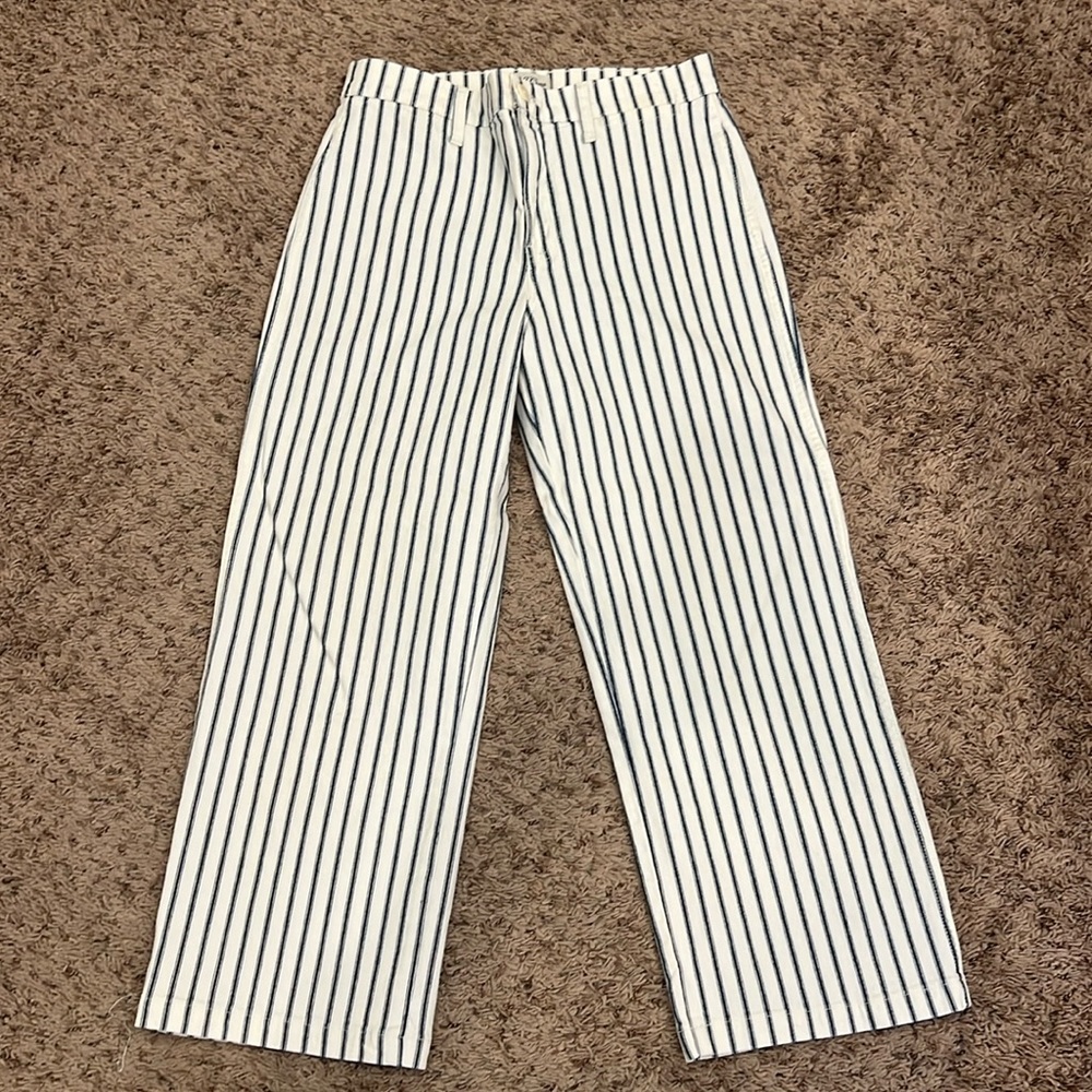 J Crew striped cropped pants size 28 navy stripes